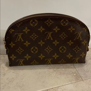 Lous Vuitton Cosmetic GM